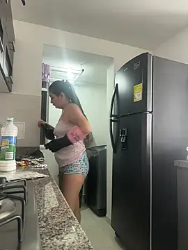 samybenson online show from November 13, 2025, 4:44 pm