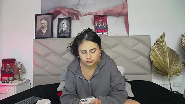 Snapshot of AbbyTaylorr chatting on October 18, 2025, 3:03 pm AbbyTaylorr online show from October 18, 2025, 3:03 pm