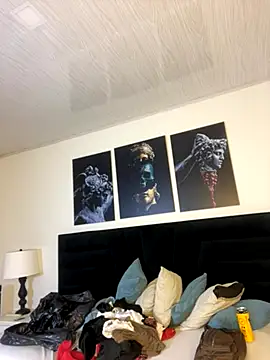 Snapshot of AbbyTaylorr chatting on November 6, 2025, 3:10 am AbbyTaylorr online show from November 6, 2025, 3:10 am