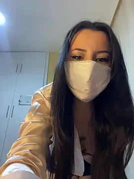 White-Petite online show from March 6, 2026, 8:26 pm