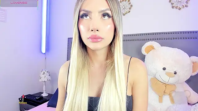 ale lovee online show from April 17, 2026, 12:57 am