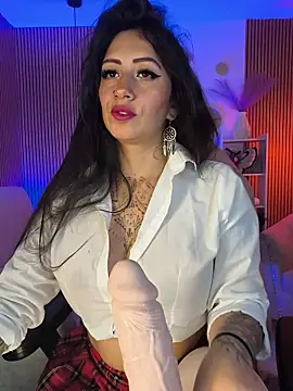 Tattooed spittingdoll online show from December 21, 2025, 2:52 pm