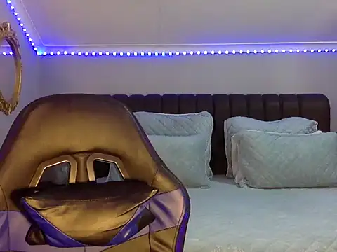 BOOTYBANGER24xx online show from October 19, 2025, 2:36 am