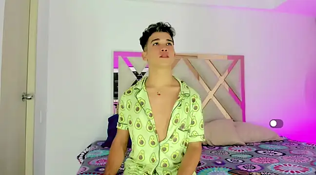 thelittle matias online show from February 26, 2025, 5:03 am