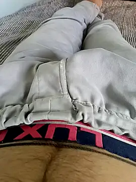 Snapshot of Babyucum4me chatting on October 14, 2025, 10:38 am Babyucum4me online show from October 14, 2025, 10:38 am