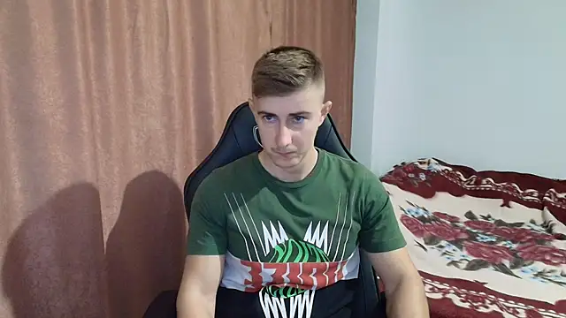 Todhorny9873 online show from December 11, 2024, 8:15 am