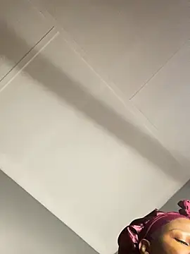 Snapshot of Sexycandyxxx chatting on December 4, 2025, 8:19 pm Sexycandyxxx online show from December 4, 2025, 8:19 pm