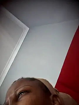 Snapshot of Sexycandyxxx chatting on October 15, 2025, 11:18 am Sexycandyxxx online show from October 15, 2025, 11:18 am