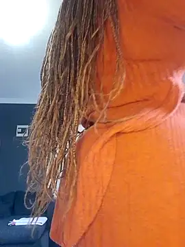 SWEETDOLLY29XX online show from March 24, 2026, 3:12 pm