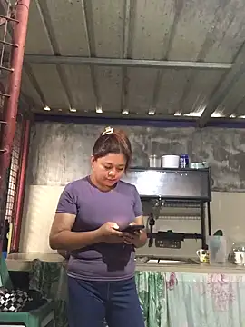 Snapshot of Kariebabe chatting on December 13, 2024, 12:31 am Kariebabe online show from December 13, 2024, 12:31 am