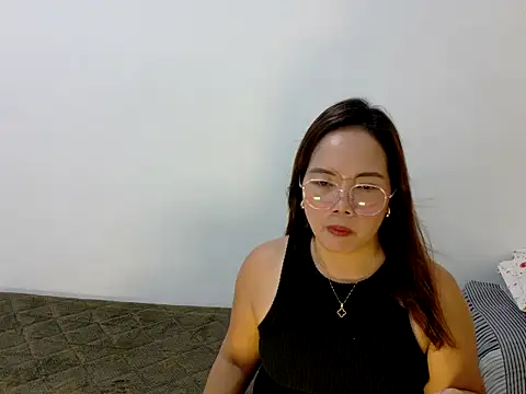 BURBERRY69 online show from April 7, 2026, 9:44 am