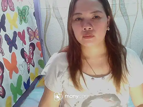 BURBERRY69 online show from September 28, 2025, 2:07 am