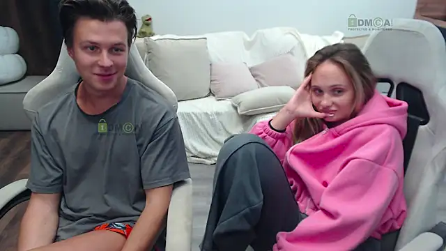 Sunny-Girl1 online show from September 30, 2025, 7:42 pm