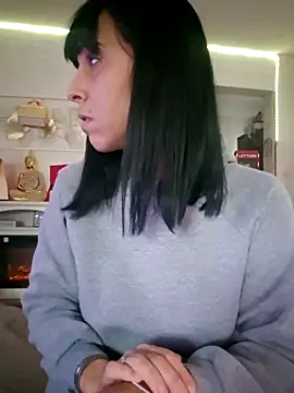 misscectito13 online show from December 18, 2025, 12:42 pm