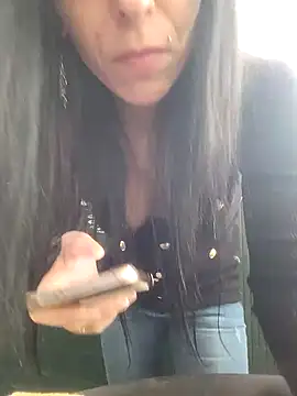 Snapshot of misscectito13 chatting on March 20, 2025, 3:04 pm misscectito13 online show from March 20, 2025, 3:04 pm