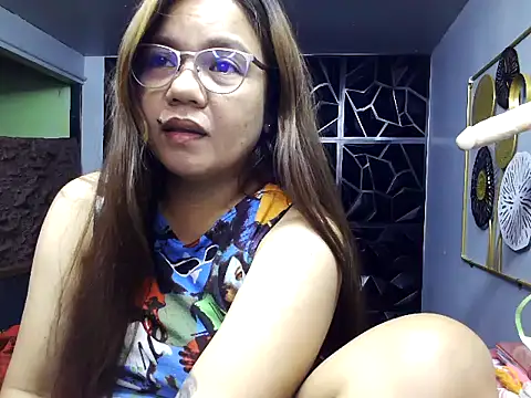 ambersmile online show from March 20, 2025, 3:36 pm
