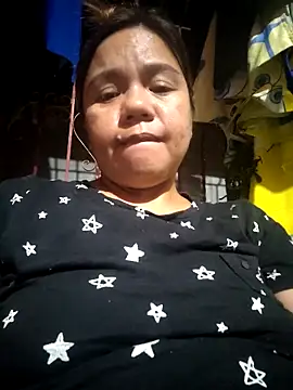 ambersmile online show from November 12, 2025, 12:09 pm