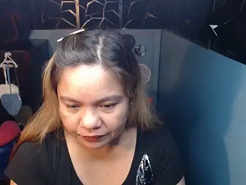 Snapshot of ambersmile chatting on October 9, 2025, 10:43 pm ambersmile online show from October 9, 2025, 10:43 pm