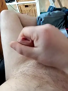 Snapshot of PetePro1989 chatting on March 10, 2025, 4:14 pm PetePro1989 online show from March 10, 2025, 4:14 pm