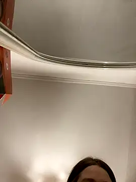 Snapshot of -MimmiLissa- chatting on November 11, 2025, 2:34 pm -MimmiLissa- online show from November 11, 2025, 2:34 pm