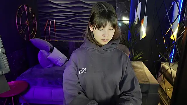 Snapshot of ElizaMild chatting on February 25, 2025, 7:38 pm ElizaMild online show from February 25, 2025, 7:38 pm