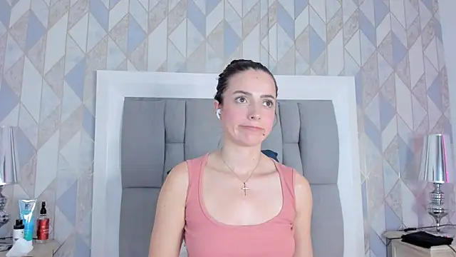 Princsgirl  online show from January 5, 2026, 6:44 pm