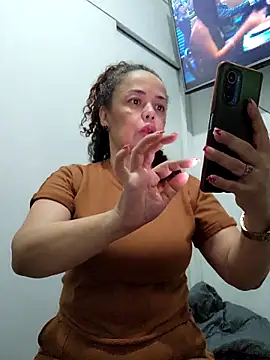 Snapshot of BadMicaela1 chatting on October 10, 2025, 5:52 am BadMicaela1 online show from October 10, 2025, 5:52 am