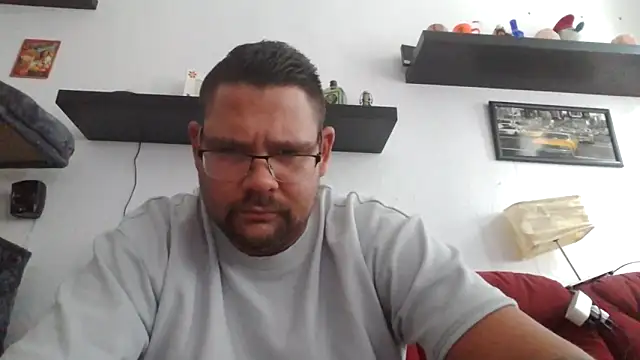 Snapshot of sexykevin17cm chatting on October 16, 2025, 2:36 pm sexykevin17cm online show from October 16, 2025, 2:36 pm