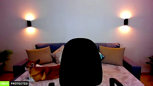 Snapshot of TheWoman__ chatting on October 7, 2025, 6:53 pm TheWoman online show from October 7, 2025, 6:53 pm