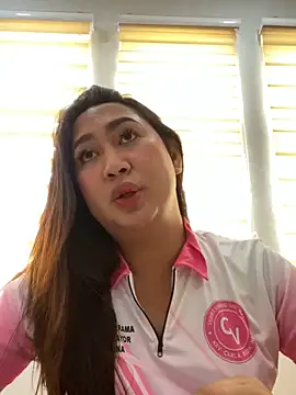 HOTTESTCANDYTS online show from March 10, 2025, 4:49 am