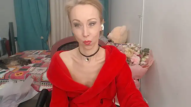LuxuryNika online show from January 29, 2025, 3:15 pm