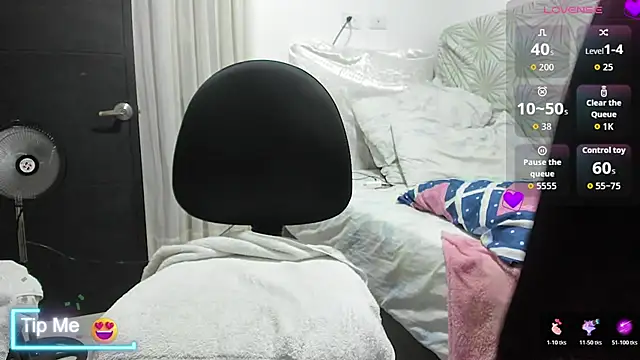 Snapshot of AlexxandraRivera chatting on July 16, 2026, 5:04 am AlexxandraRivera online show from July 16, 2026, 5:04 am
