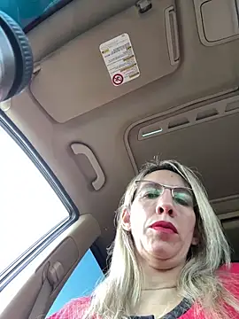 Snapshot of Gatitacarlita chatting on December 27, 2024, 9:50 am Gatitacarlita online show from December 27, 2024, 9:50 am