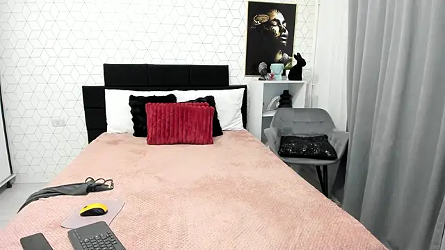 Heidix online show from May 27, 2026, 3:25 am
