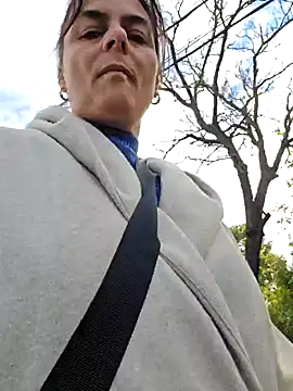 IsabelleCraft online show from October 9, 2025, 7:09 am