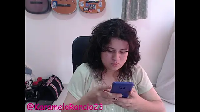 Smoke trip Alicia online show from February 9, 2025, 12:41 pm