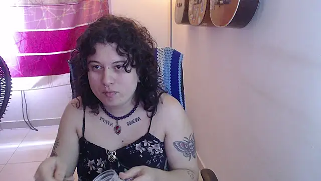 Smoke trip Alicia online show from January 9, 2026, 12:01 pm