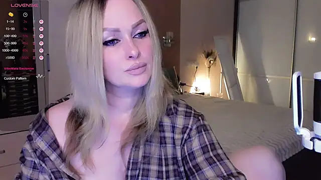 Snapshot of Libby_Nora chatting on February 3, 2026, 2:44 pm Libby Nora online show from February 3, 2026, 2:44 pm