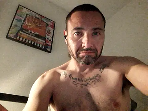 hottie212xh online show from December 16, 2024, 11:01 am