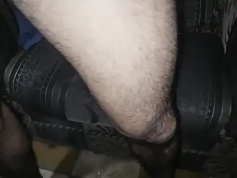 robertocastillo-2017 online show from November 6, 2025, 4:16 am