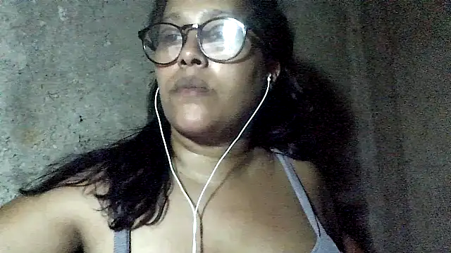 Damita999 online show from September 24, 2025, 9:10 pm