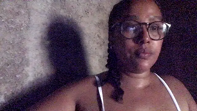 Damita999 online show from October 16, 2025, 4:15 pm