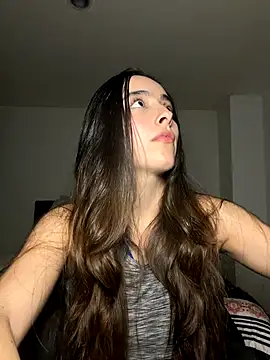 Snapshot of swrennn19 chatting on October 22, 2025, 12:54 am swrennn19 online show from October 22, 2025, 12:54 am