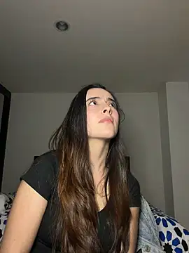 Snapshot of swrennn19 chatting on October 27, 2025, 11:49 pm swrennn19 online show from October 27, 2025, 11:49 pm