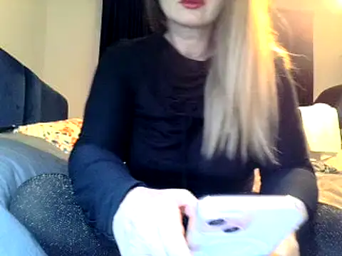 leadileo online show from October 4, 2025, 9:16 pm