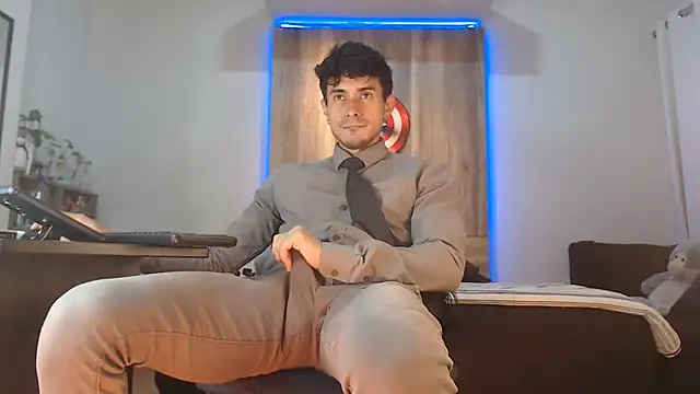 Snapshot of Andrew_4_ chatting on October 30, 2025, 1:04 am Andrew 4 online show from October 30, 2025, 1:04 am