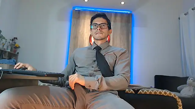 Snapshot of Andrew_4_ chatting on September 24, 2025, 1:57 am Andrew 4 online show from September 24, 2025, 1:57 am