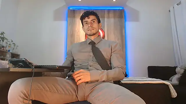 Snapshot of Andrew_4_ chatting on October 27, 2025, 4:46 am Andrew 4 online show from October 27, 2025, 4:46 am