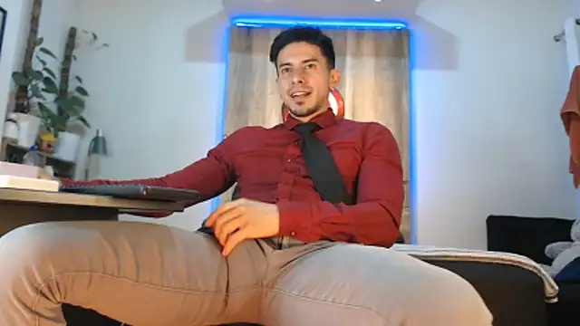 Andrew 4  online show from March 21, 2026, 12:56 am