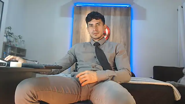 Snapshot of Andrew_4_ chatting on October 11, 2025, 2:45 am Andrew 4 online show from October 11, 2025, 2:45 am